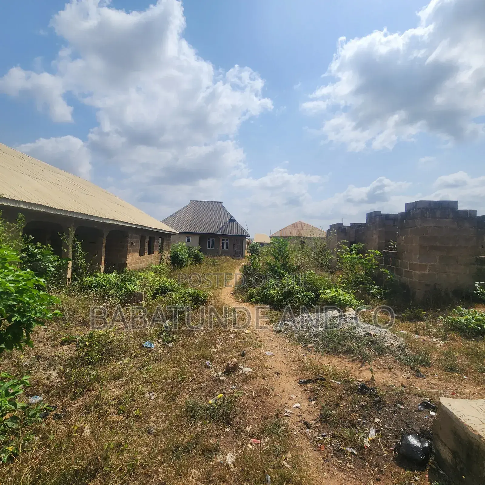 2bdrm Block of Flats in Omi Adio for sale