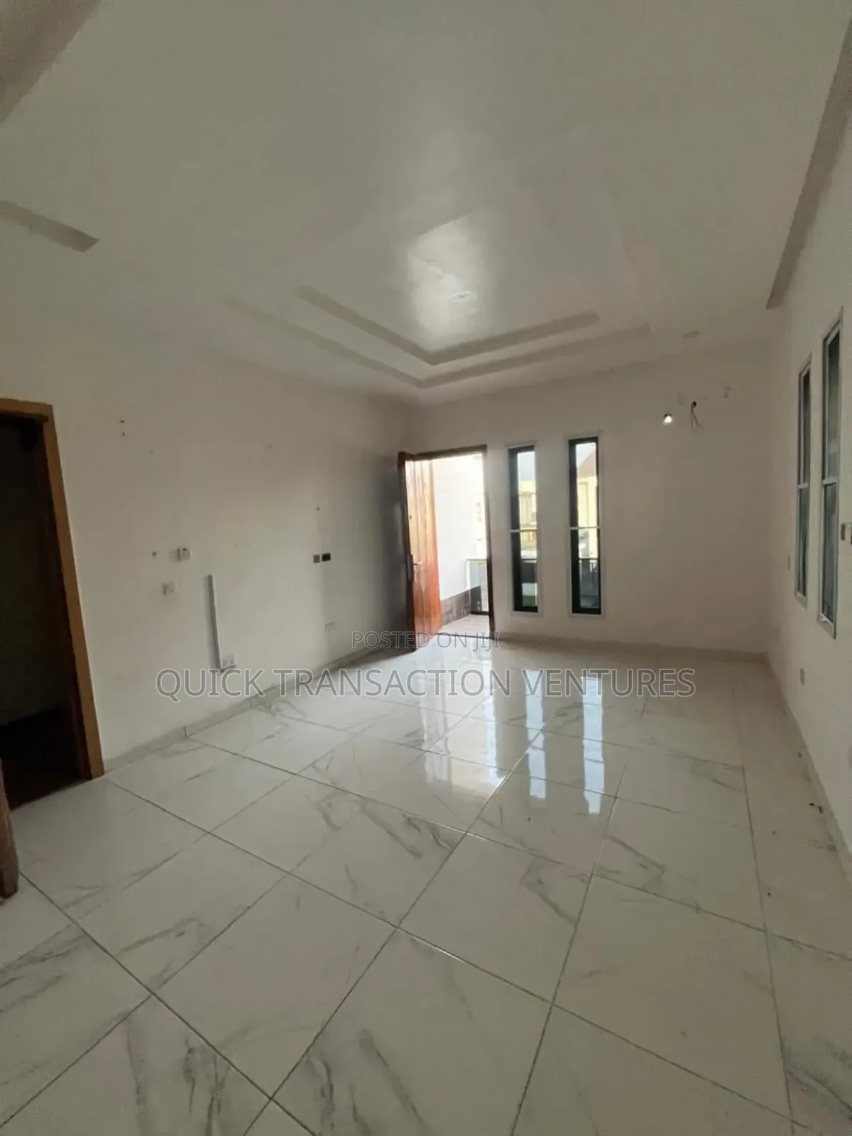 5bdrm Duplex in Pinnock Beach Estate, Osapa london for rent
