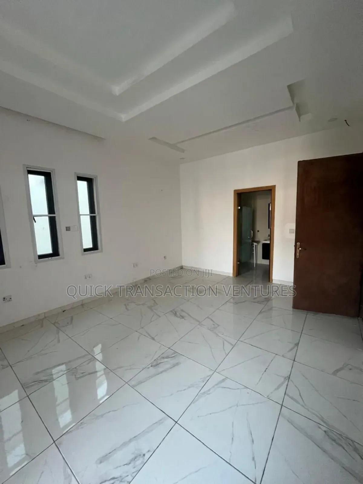 5bdrm Duplex in Pinnock Beach Estate, Osapa london for rent