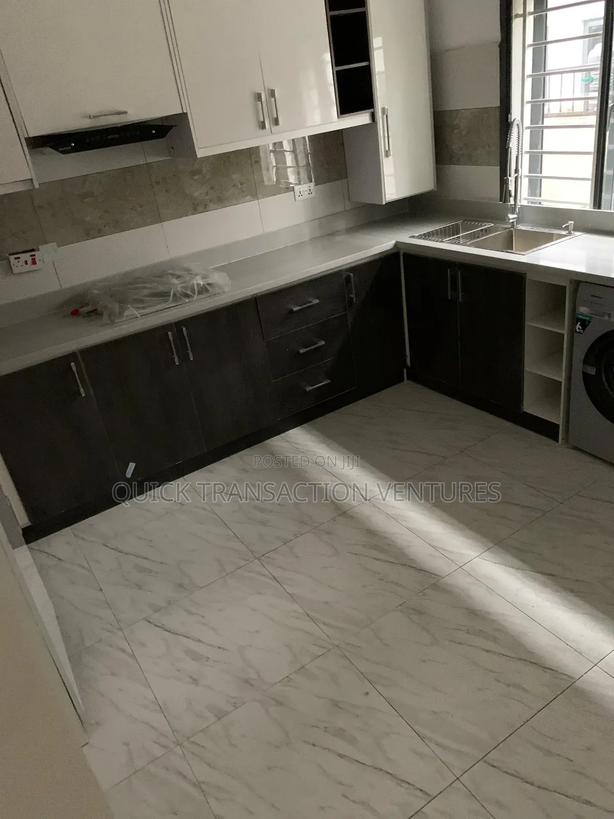 Furnished 3bdrm Block of Flats in Eden Heights, Victoria Island