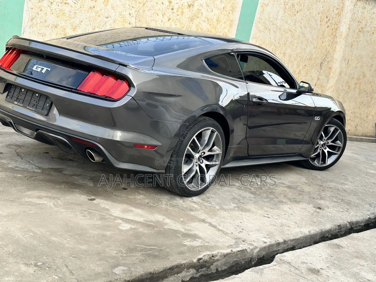 Ford Mustang GT Premium Fastback 2017 Gray