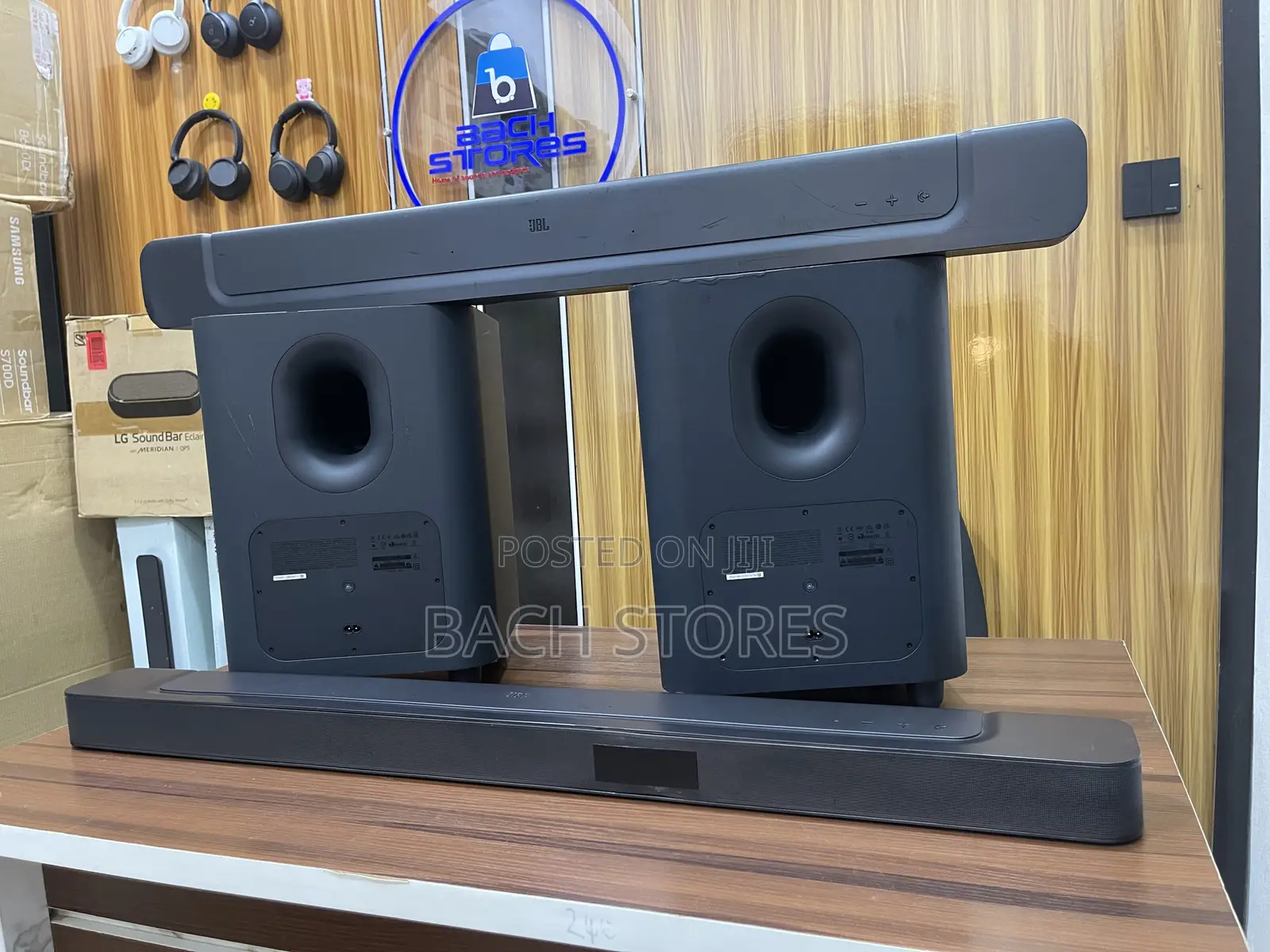 JBL Bar 500 Wireless Soundbar With Multibeam Dolby Atmos Sound