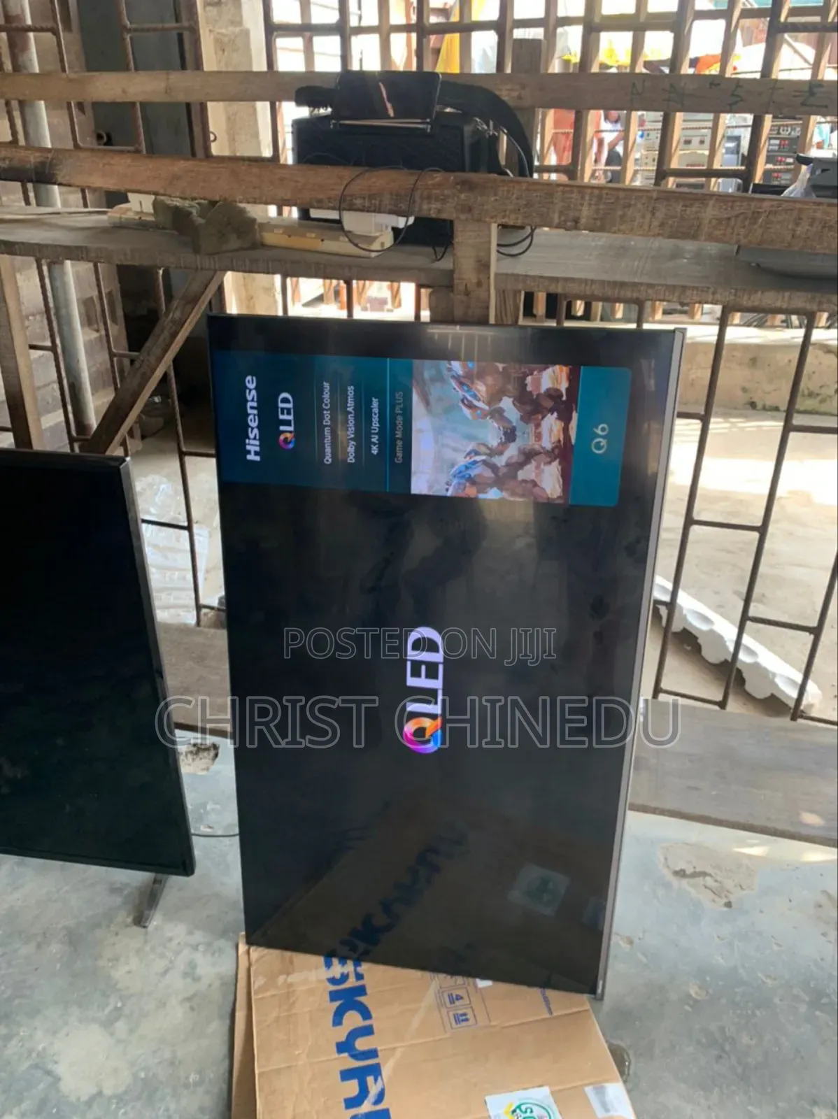 Qled Hisense 50inches Frameless 2024 Edition Slim