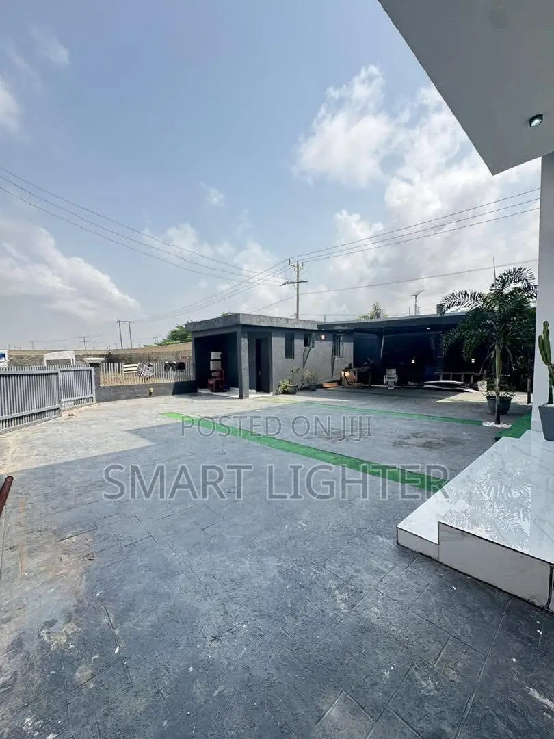 4bdrm Duplex in Apo Resettlement for sale