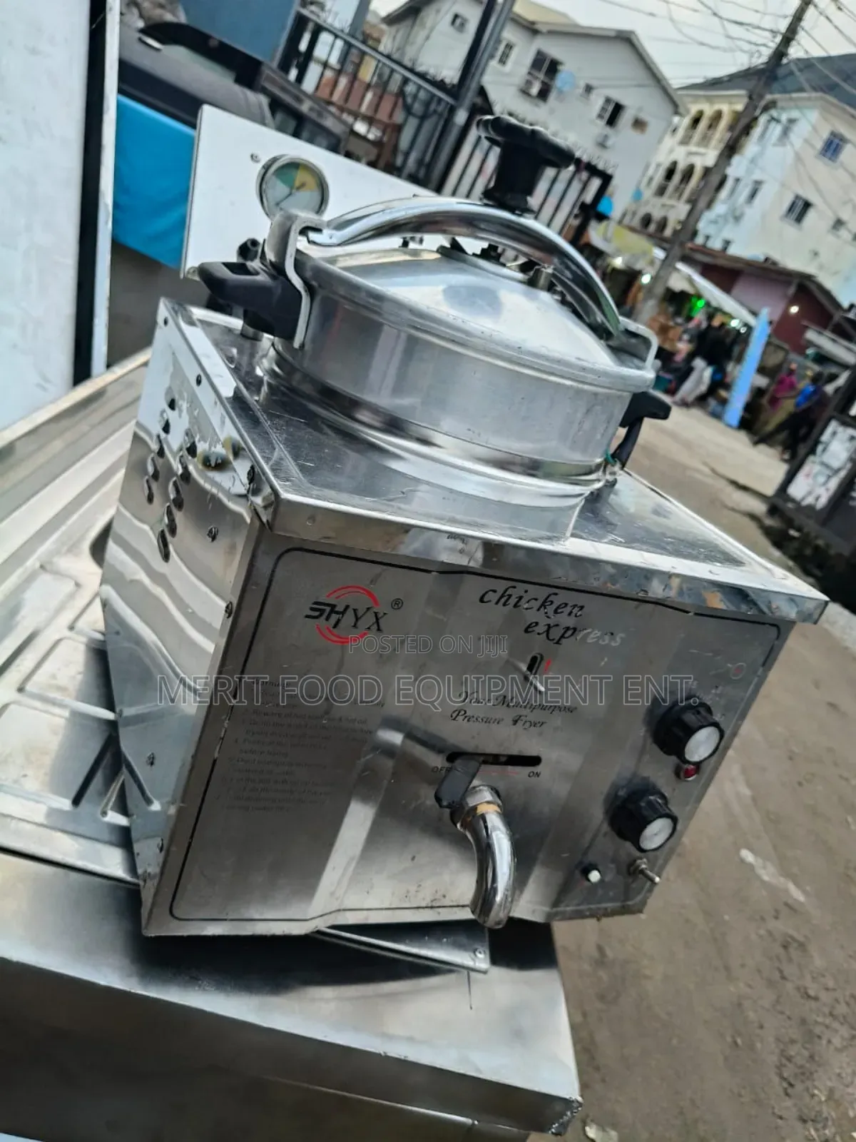 Pressure Fryer