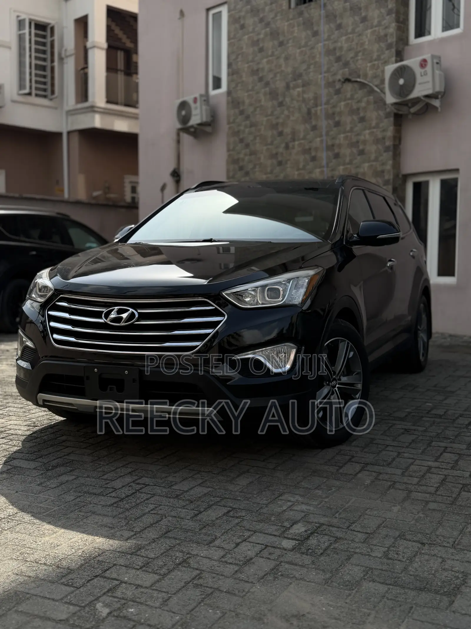 Hyundai Santa Fe Limited 4dr SUV AWD (3.3L 6cyl 6A) 2015 Black