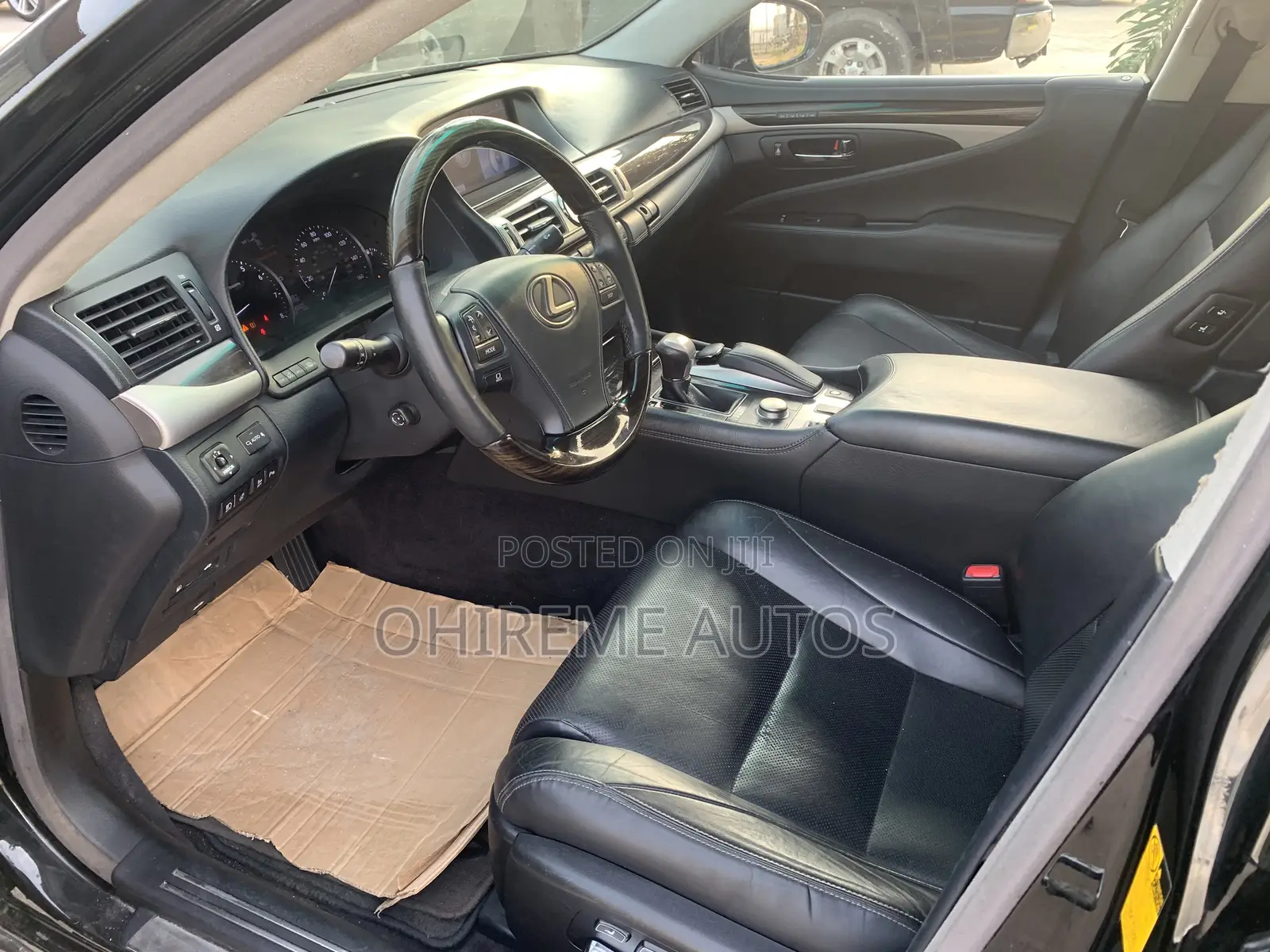 Lexus LS 460 AWD 2014 Black