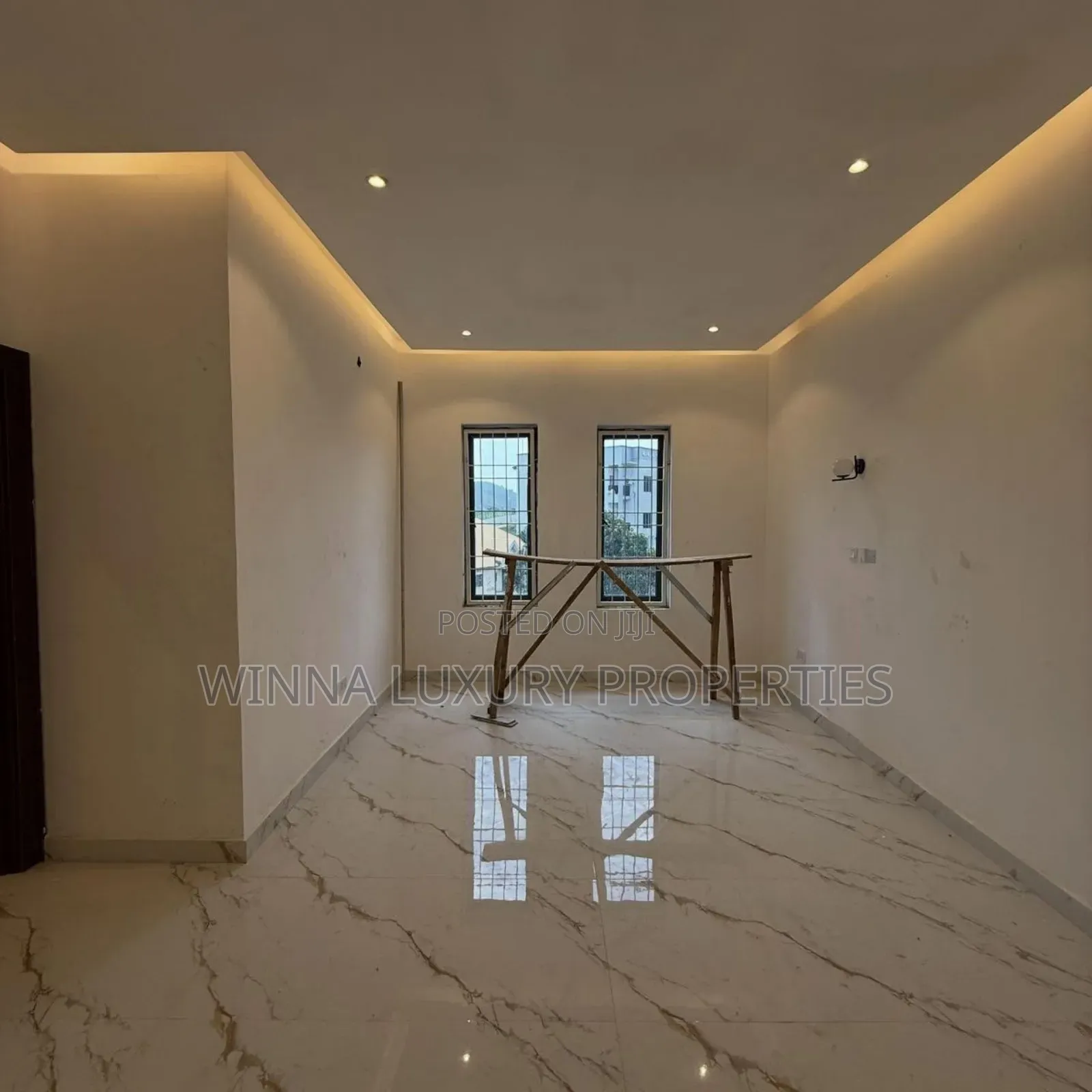 5bdrm Townhouse/Terrace in Garki Area 11 for sale