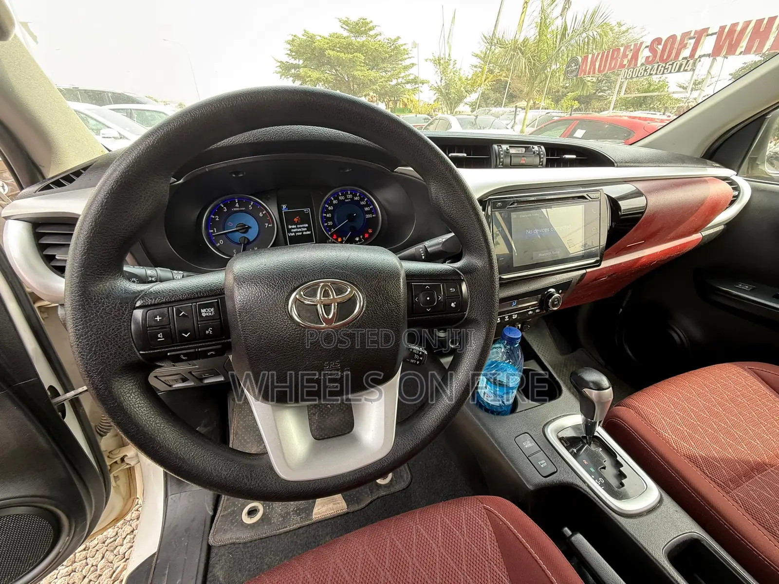Toyota Hilux 2020 White