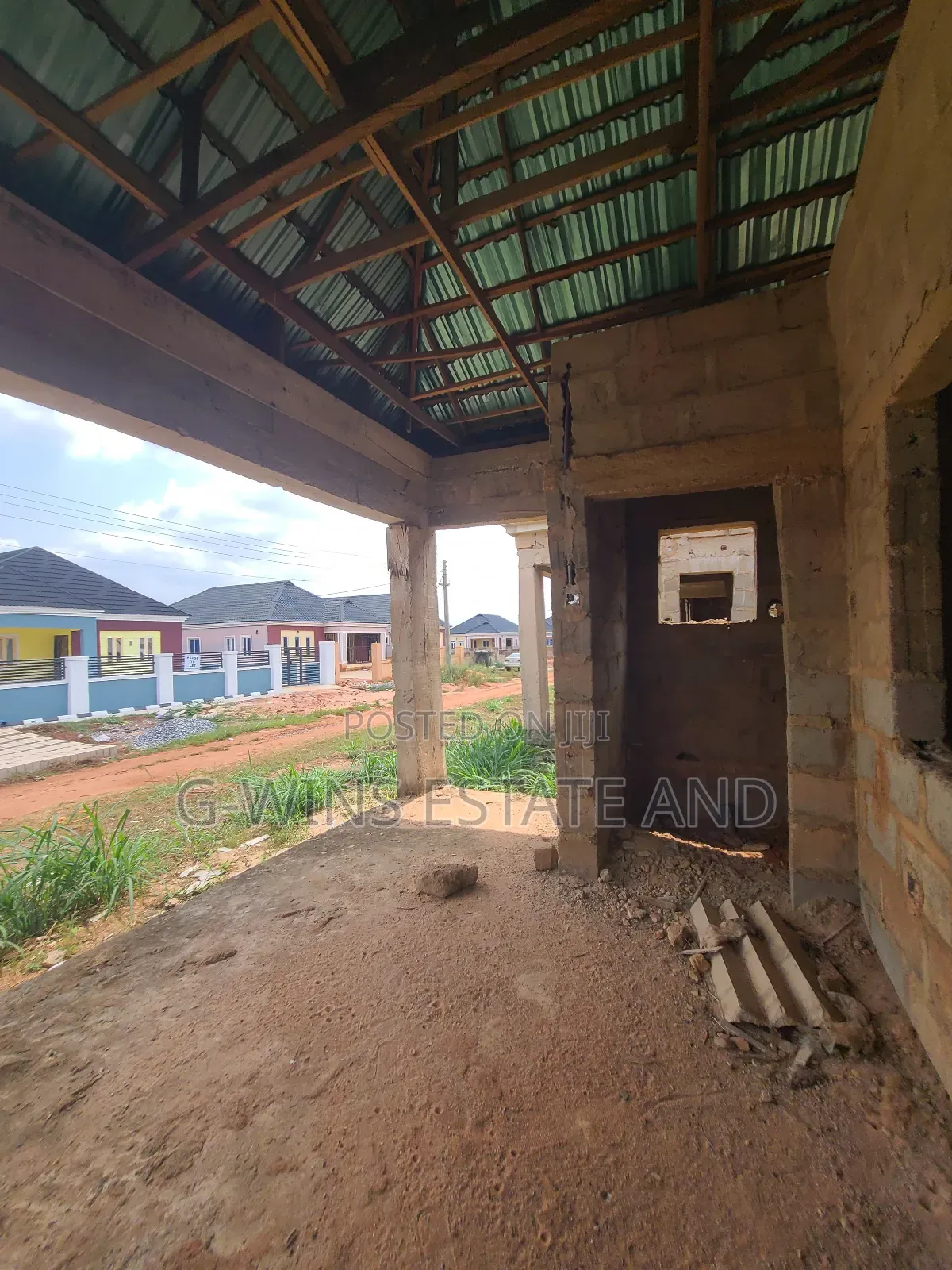3bdrm Bungalow in Goshen Estate, Benin City for sale