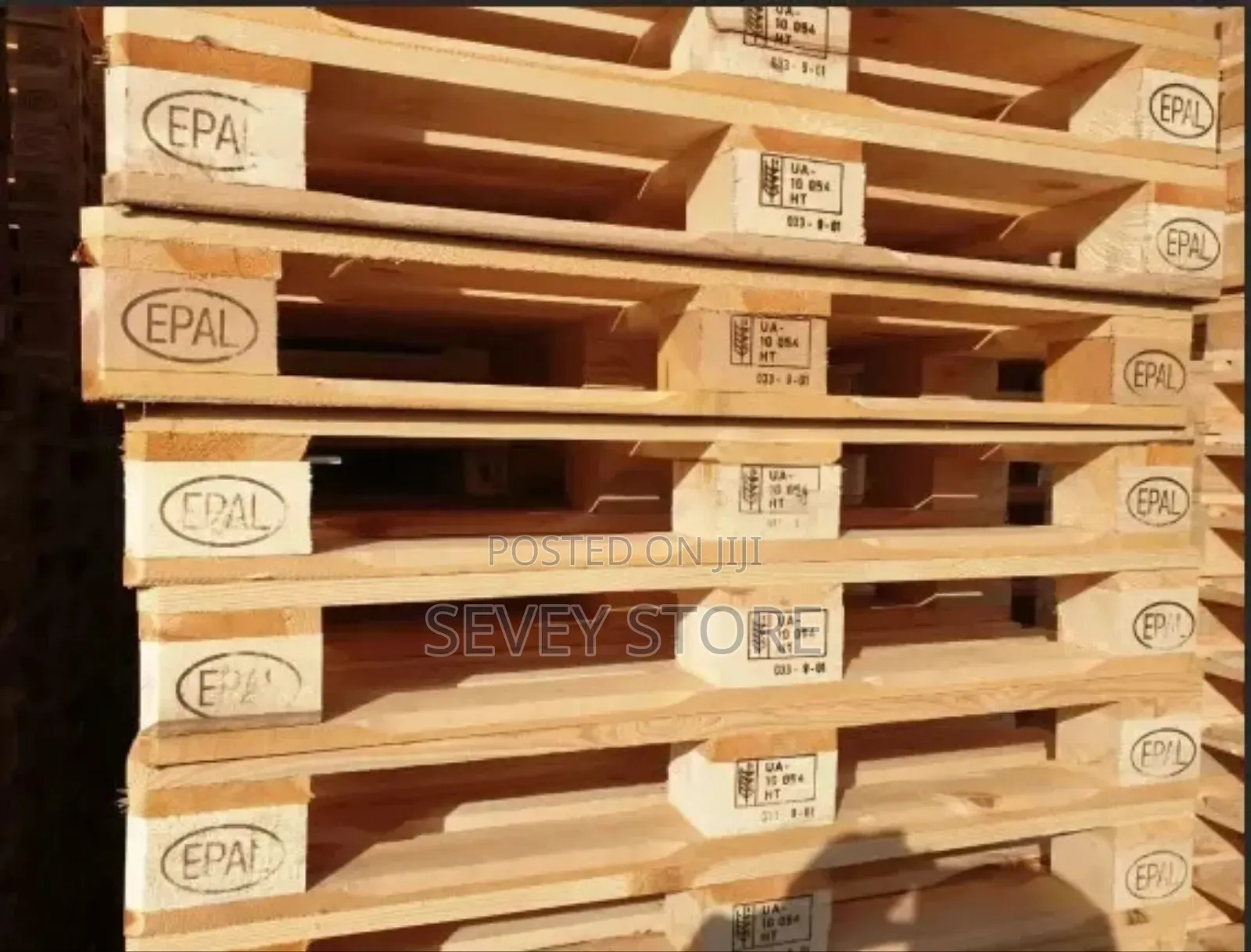 Harvested Heat-Treated Wood Pallets