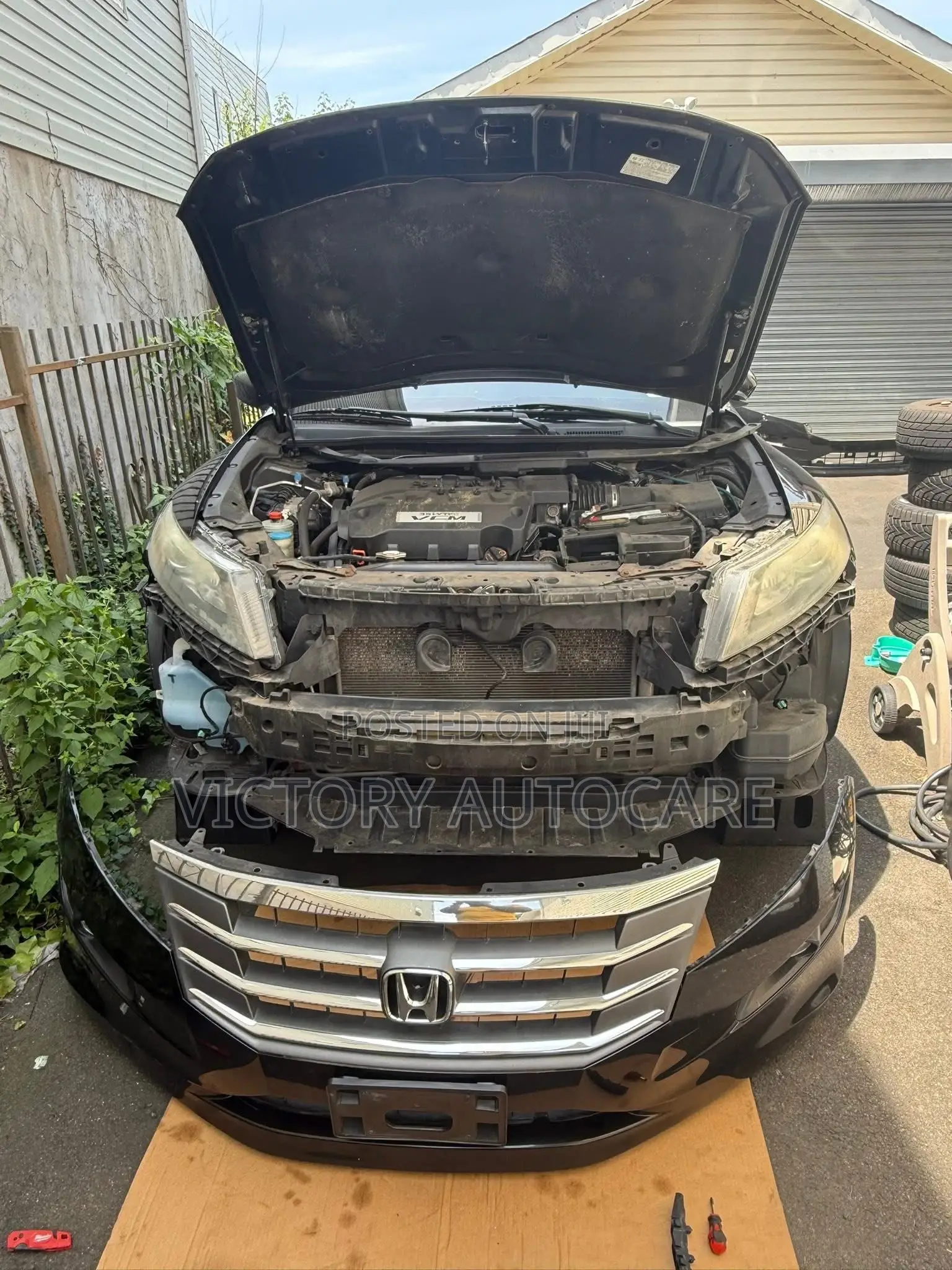 Front Bumper Grille 2010/2012 Crosstour