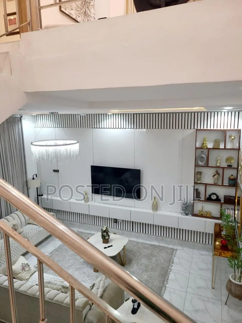 Service Apartment