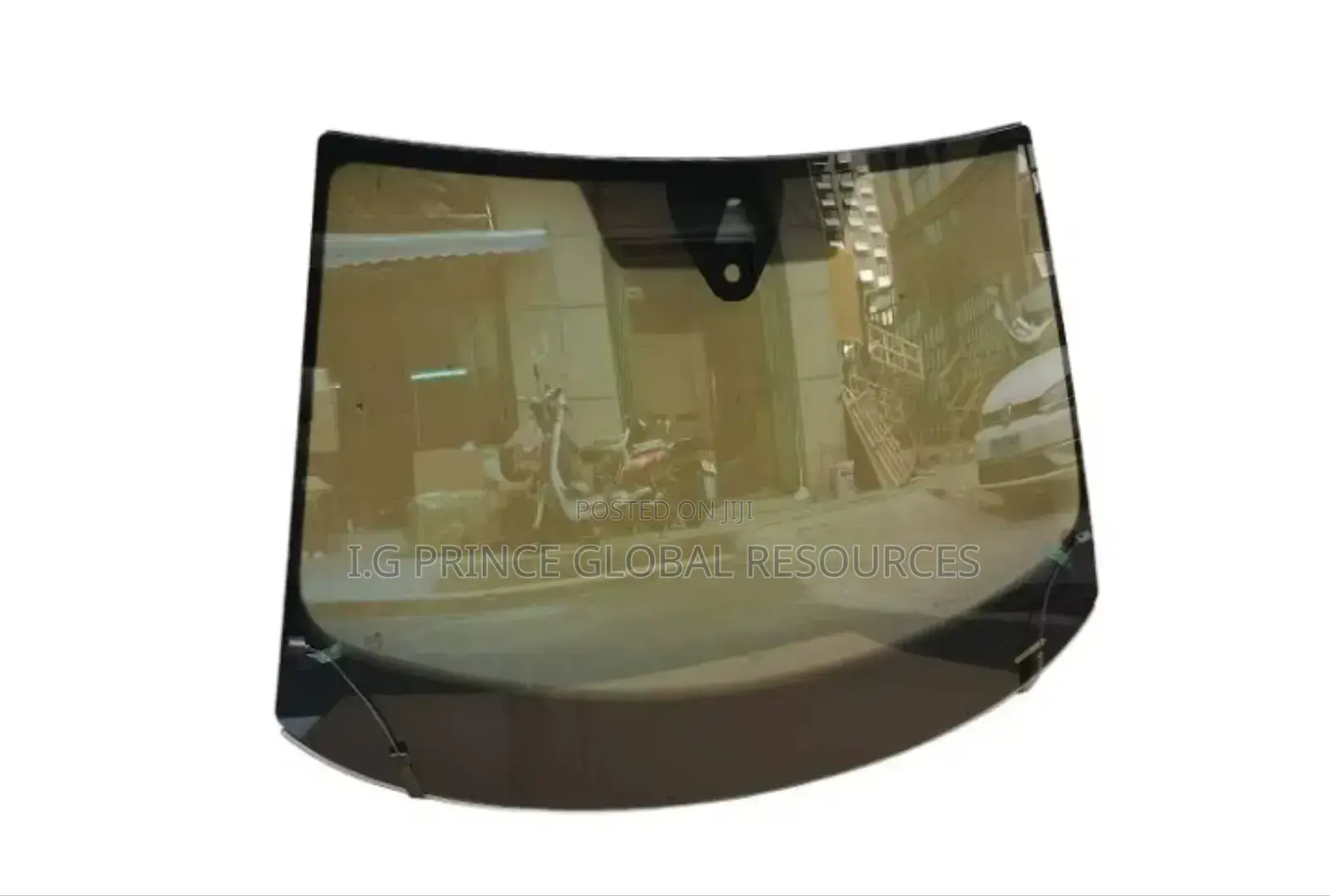 Dealer on Windscreen Any Kinds