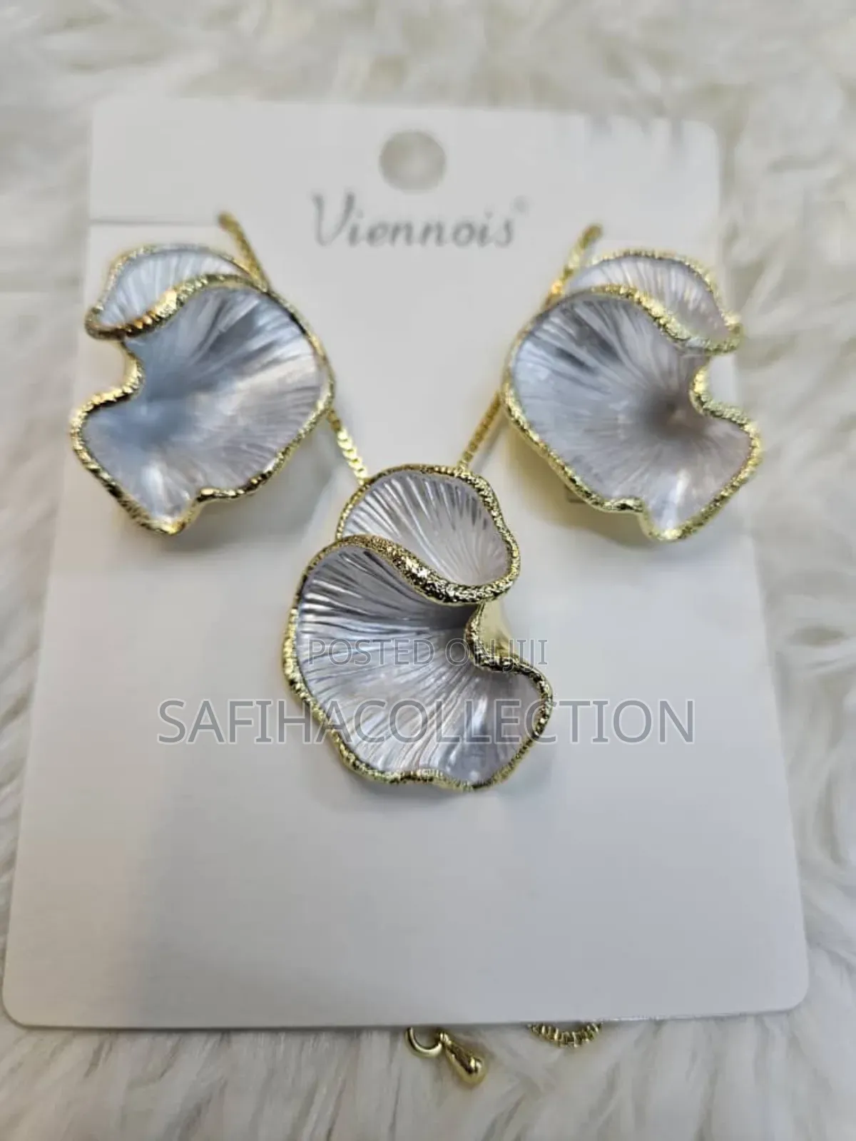 Viennois Non Tarnish Sets