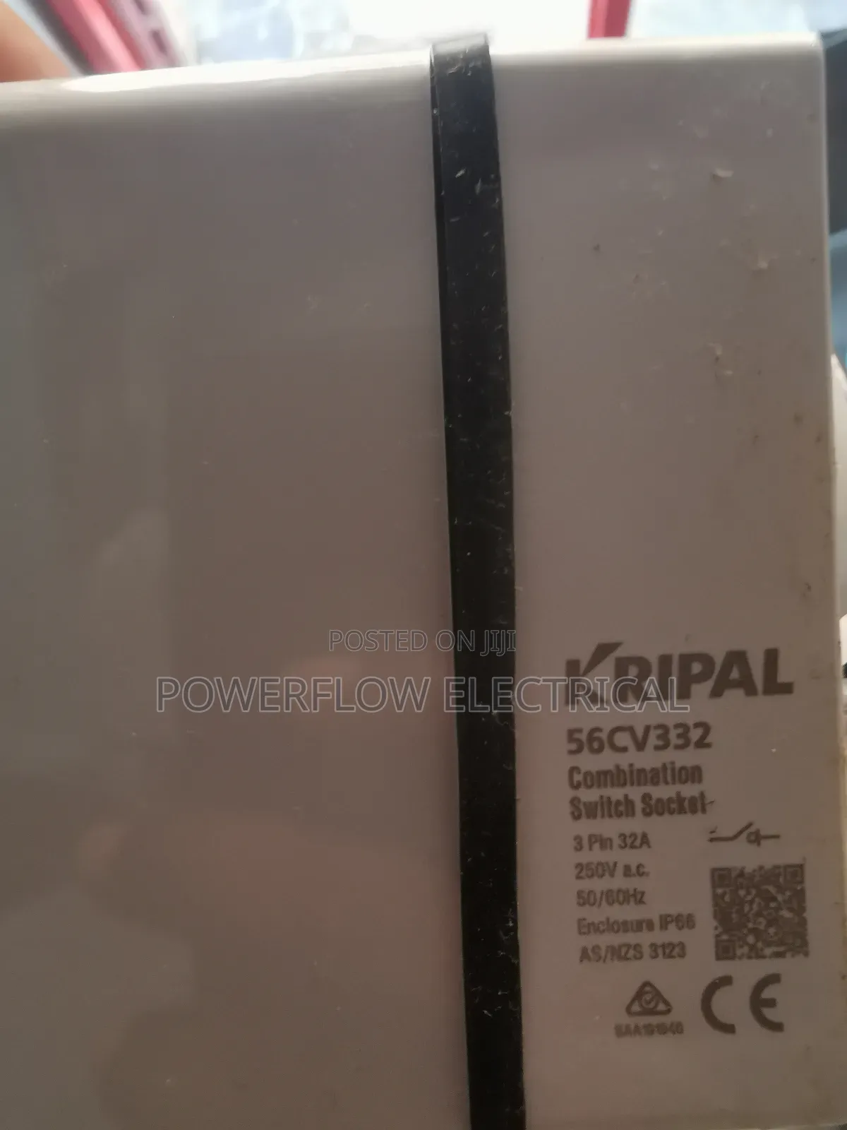 Isolator/Industrial Socket