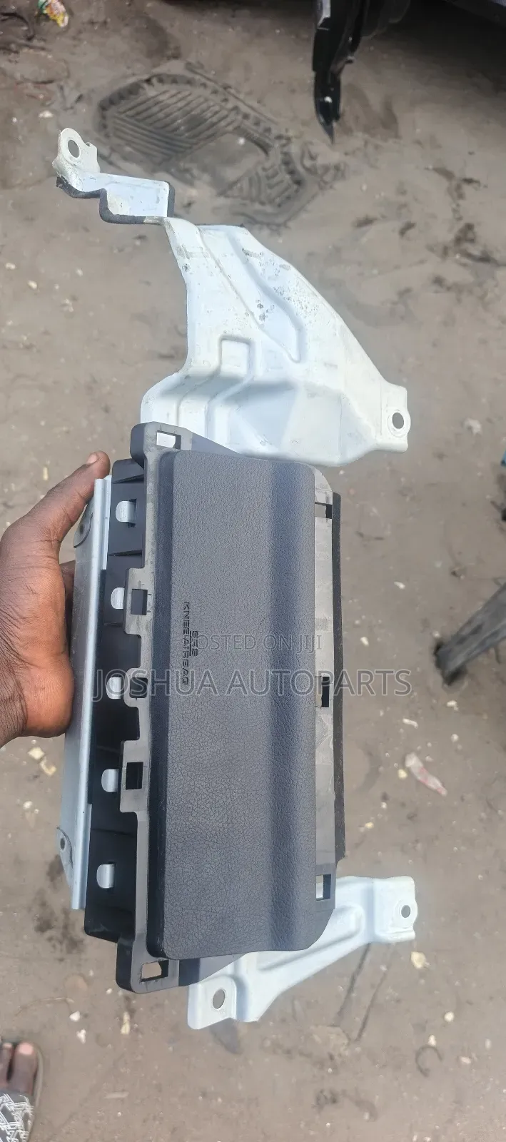 Lexus Gx 460, Driver Knee Airbag. 2012-2022