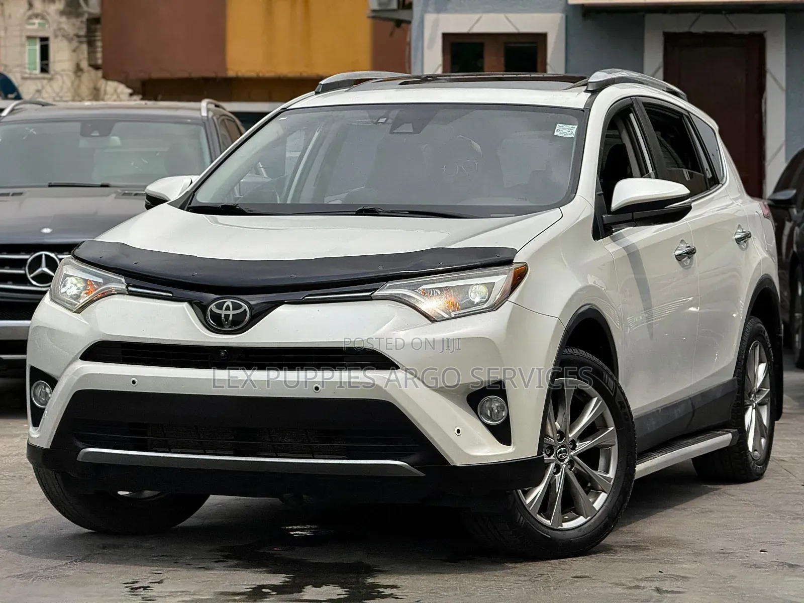 Toyota RAV4 2018 White