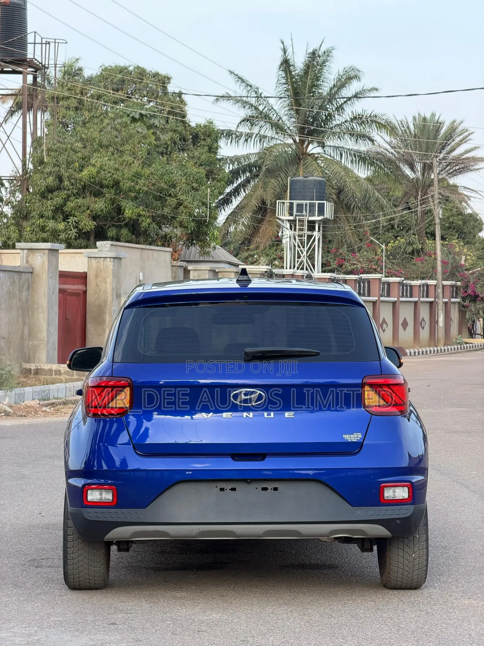 Hyundai Venue 2022 Blue
