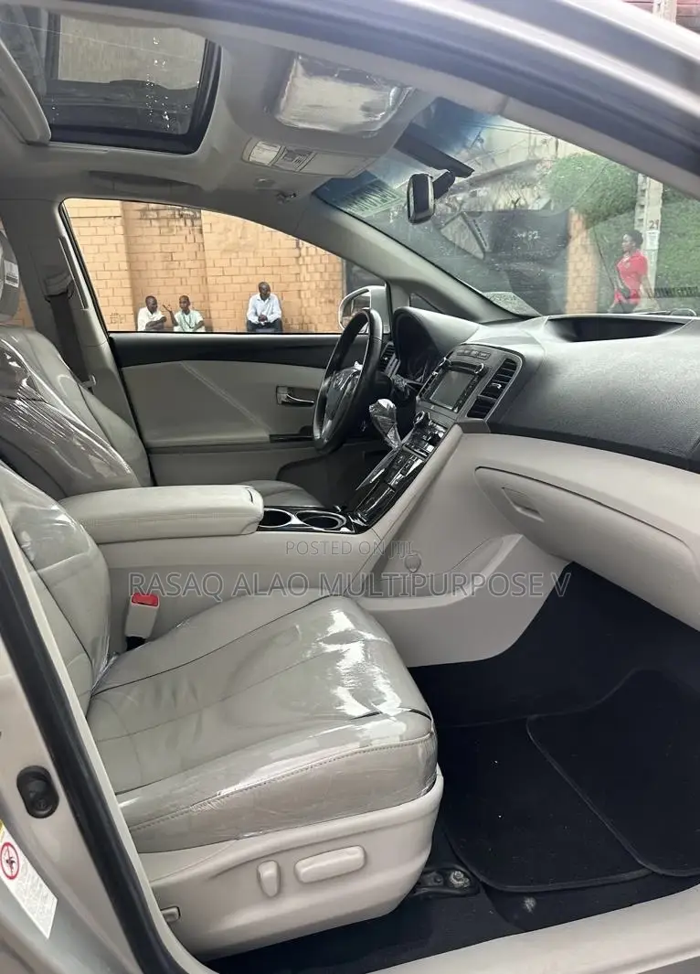 Toyota Venza 2013 Silver