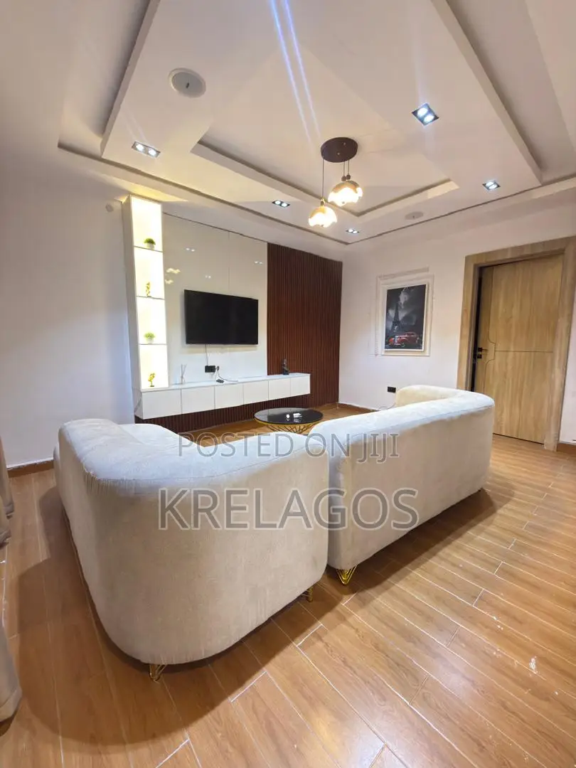 1bdrm Apartment in Ajiwe for sale