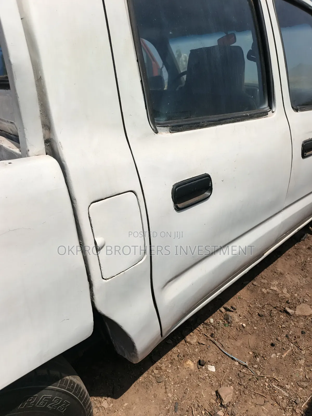 Toyota Hilux 2003 White
