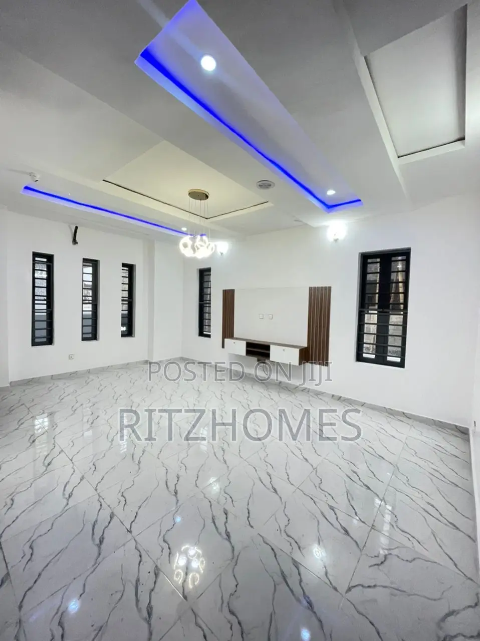 4bdrm Duplex in Lekki for sale