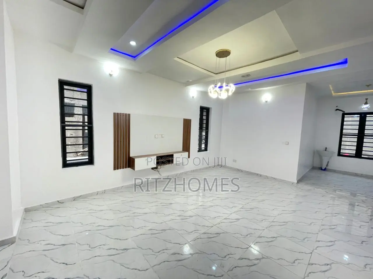 4bdrm Duplex in Lekki for sale