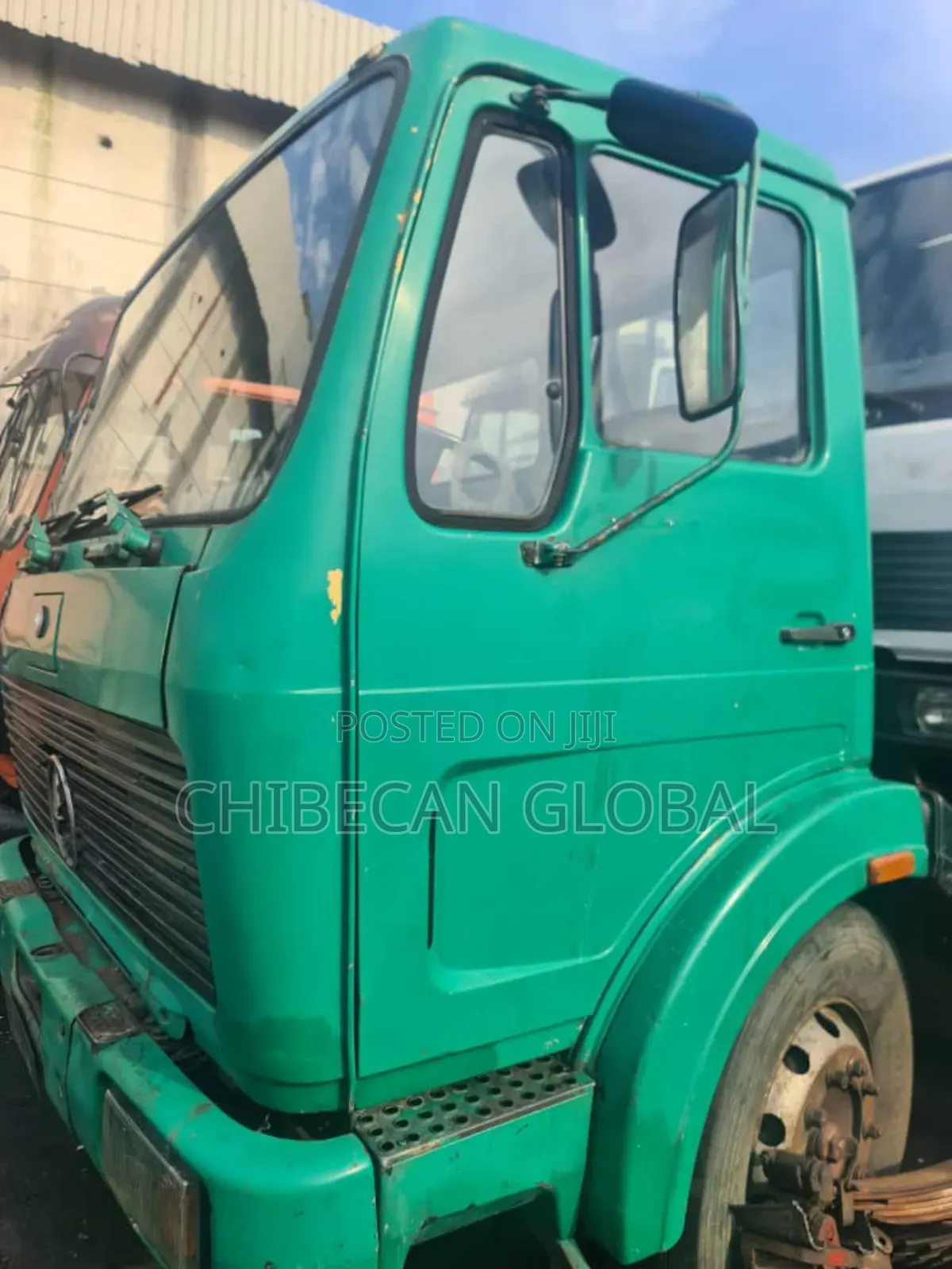 1617 Benz Truck 6 Tyres (Tokunbo)