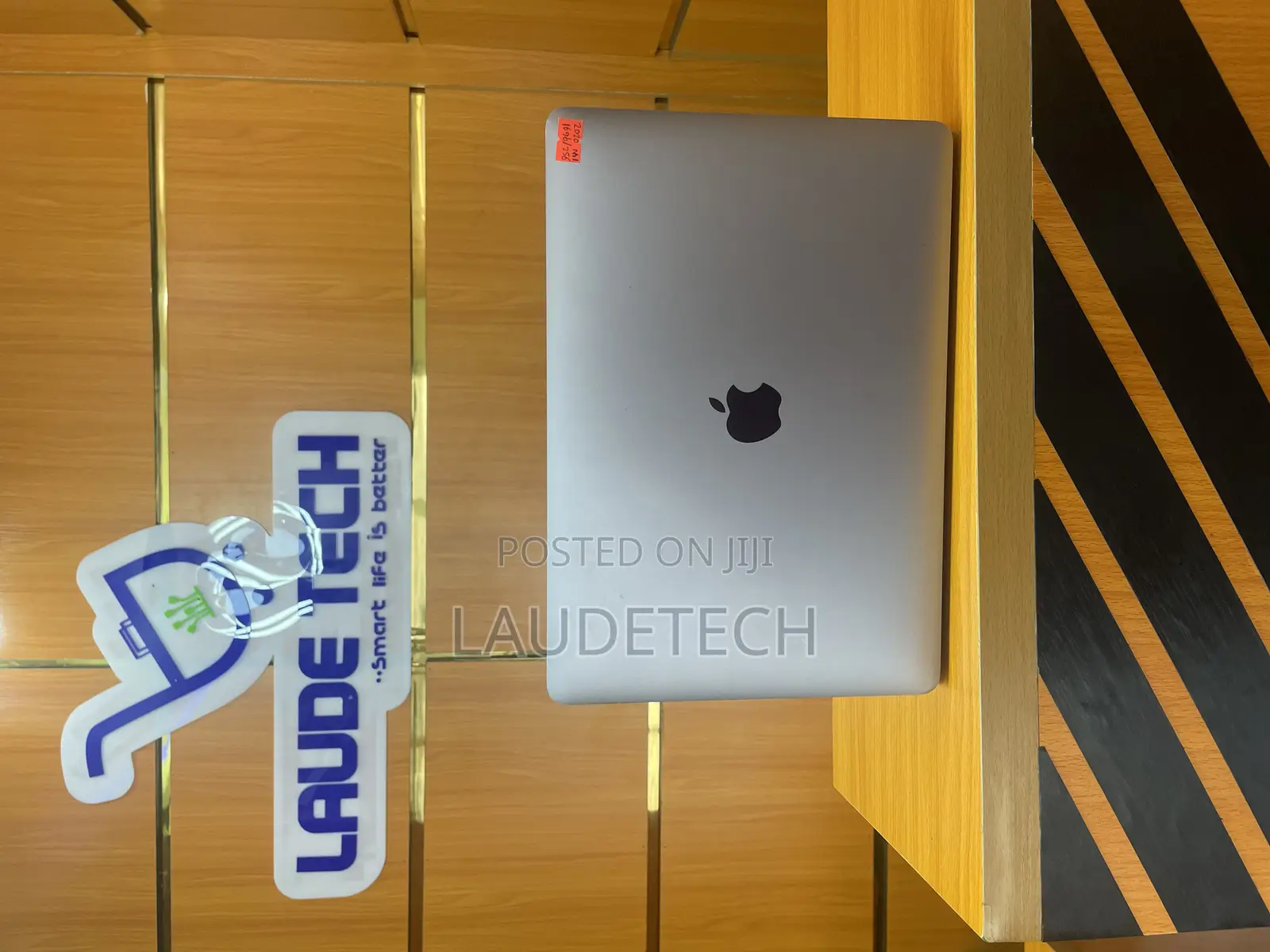 Laptop Apple MacBook Pro 2020 16GB Apple M1 SSD 256GB