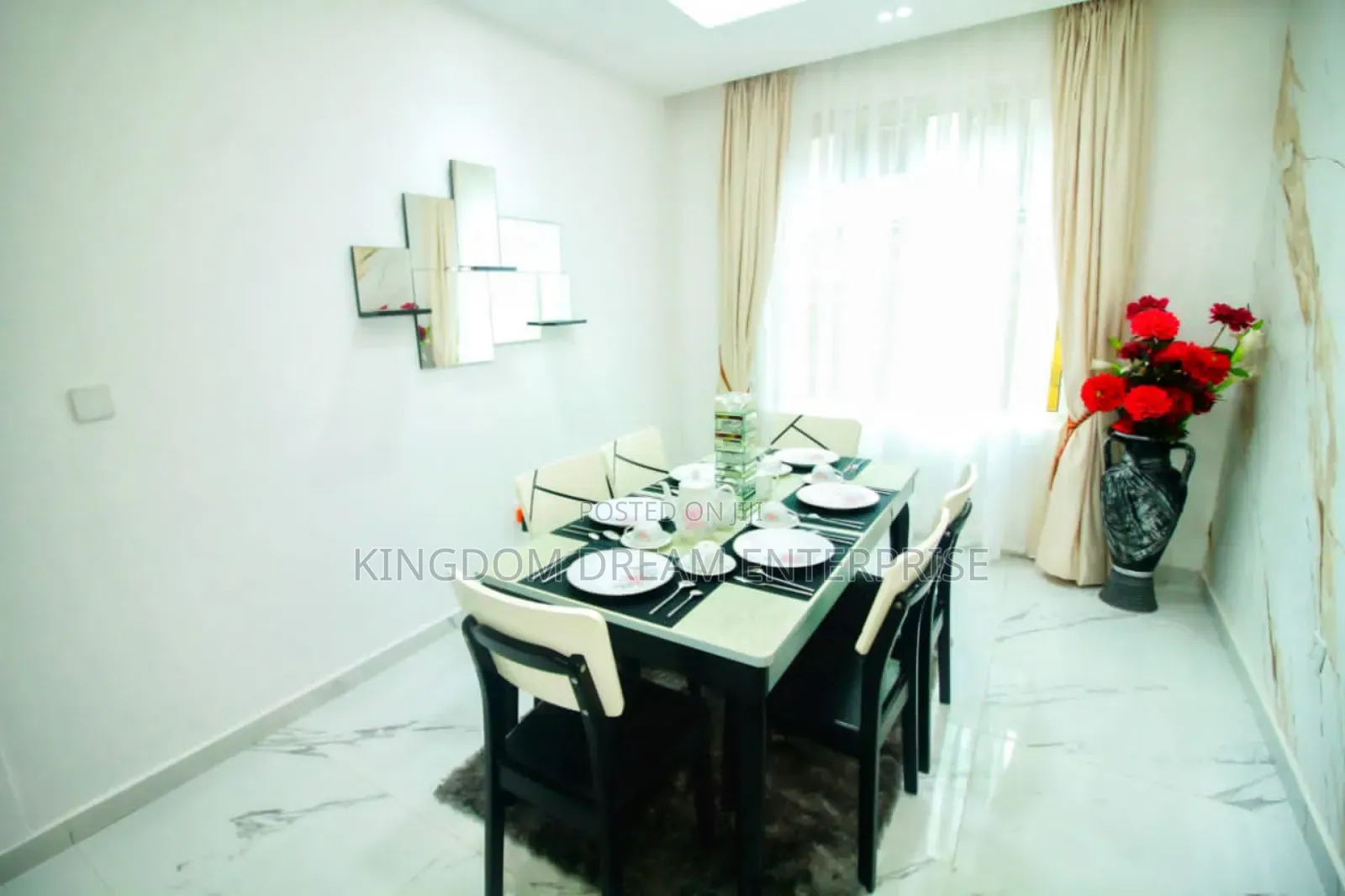20bdrm Apartment in Lekki Phase 1 for sale