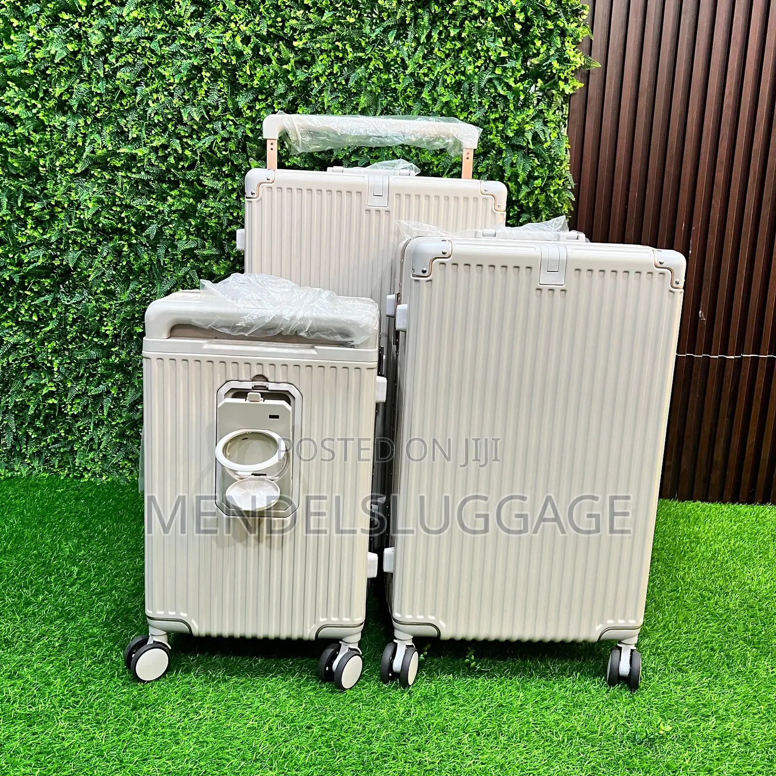Luxury Cream Hard-Shell Luggage Set With Tsa Lock Cup Holder