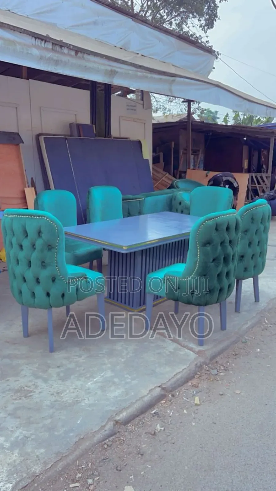 Standard Dinning Set With Glossy Table and Flutted Panel