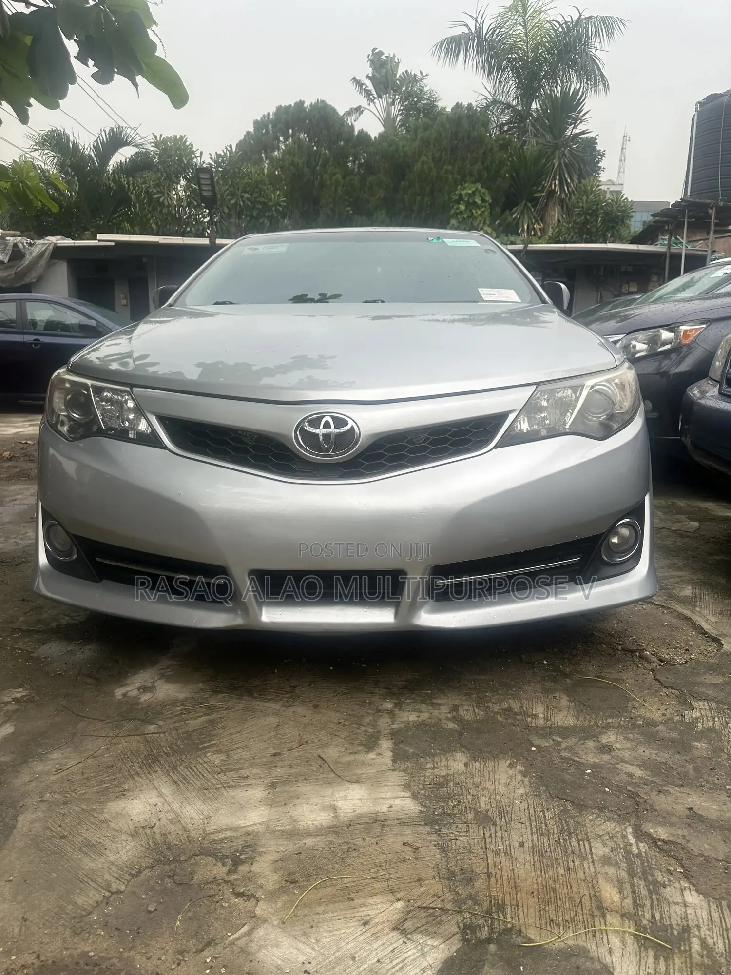 Toyota Camry SE 4dr Sedan (2.5L 4cyl 6A) 2012 Silver