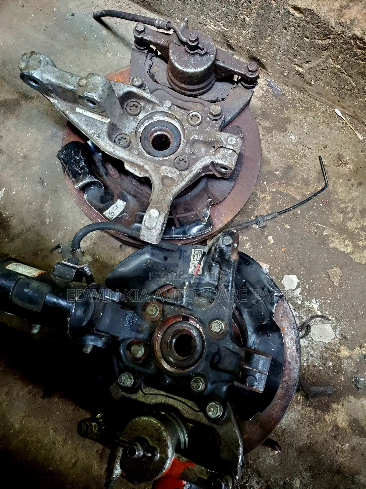 Hyundai Tucson 2022 Complete Front Hub Aluminum and Iron