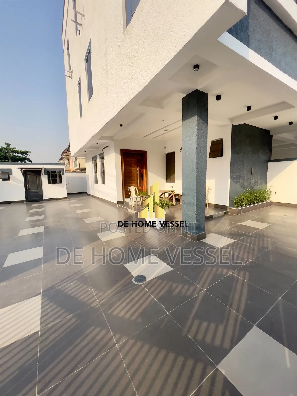 4bdrm Townhouse/Terrace in Lekki for sale