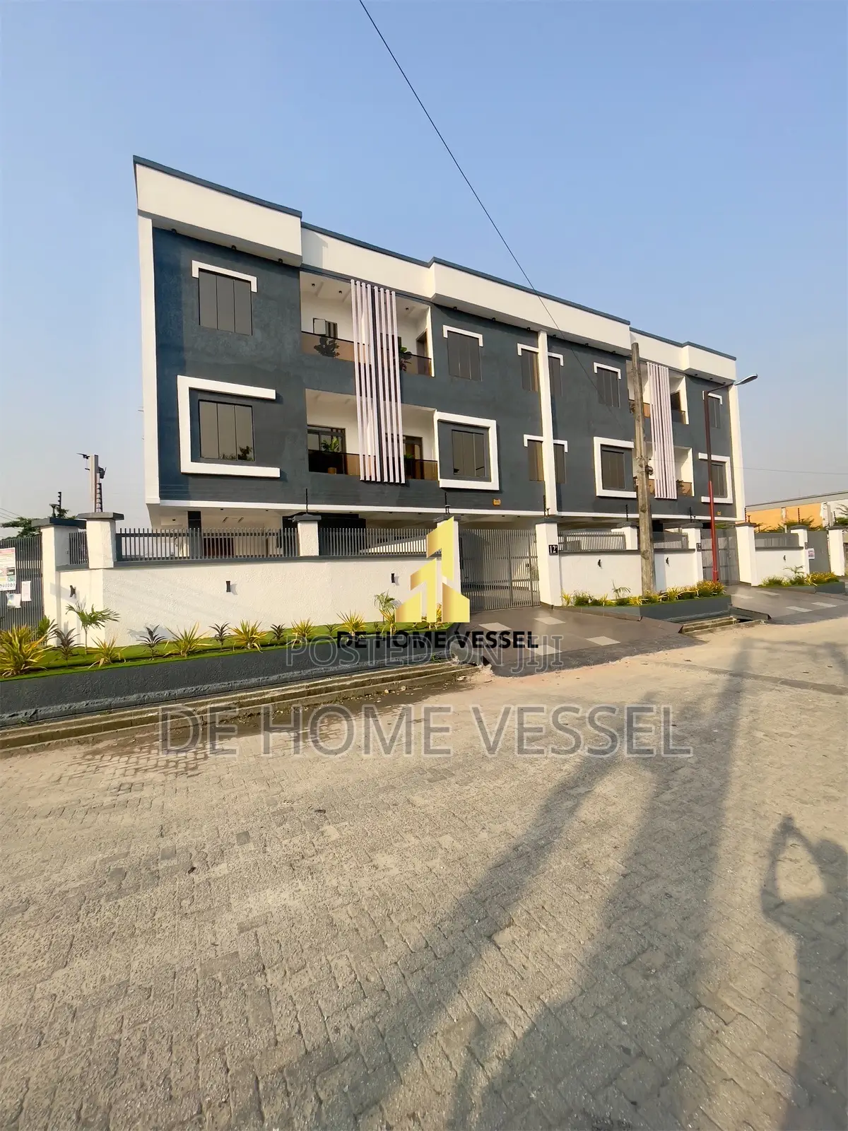 4bdrm Townhouse/Terrace in Lekki for sale