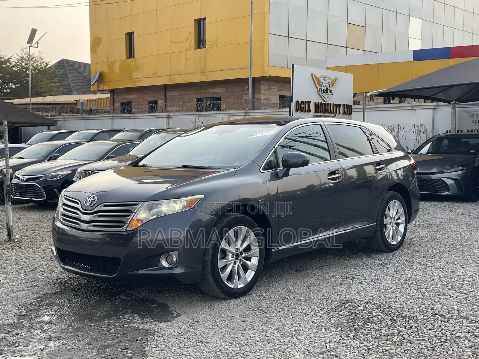 Toyota Venza V6 AWD 2012 Gray