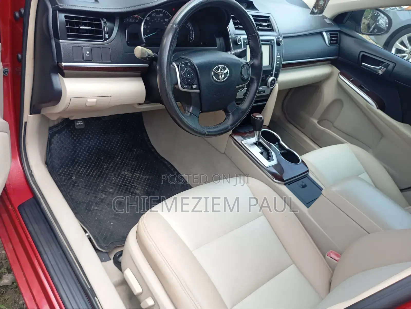 Toyota Camry XLE 4dr Sedan (2.5L 4cyl 6A) 2013 Red