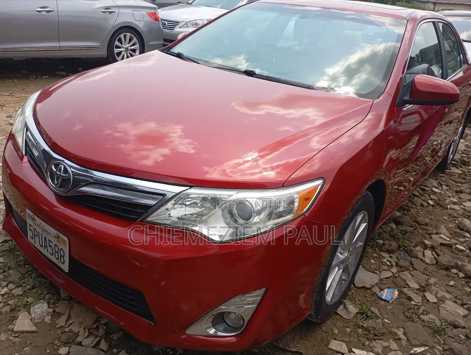 Toyota Camry XLE 4dr Sedan (2.5L 4cyl 6A) 2013 Red