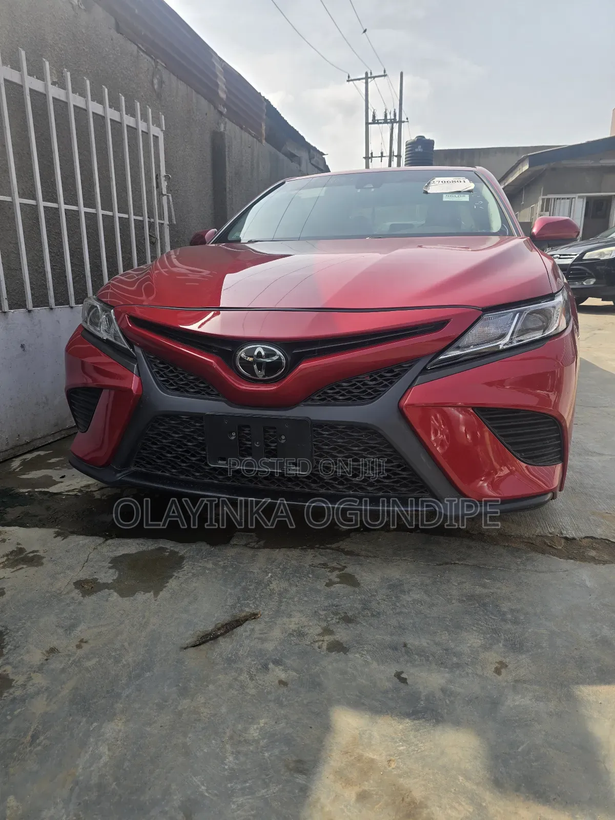 Toyota Camry SE (2.5L 4cyl 8A) 2019 Red