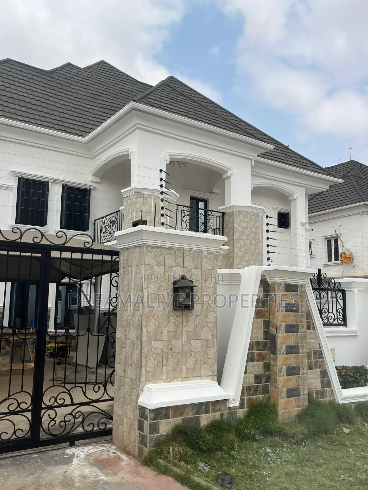 5bdrm Duplex in Efab Metropolis, Gwarinpa for rent