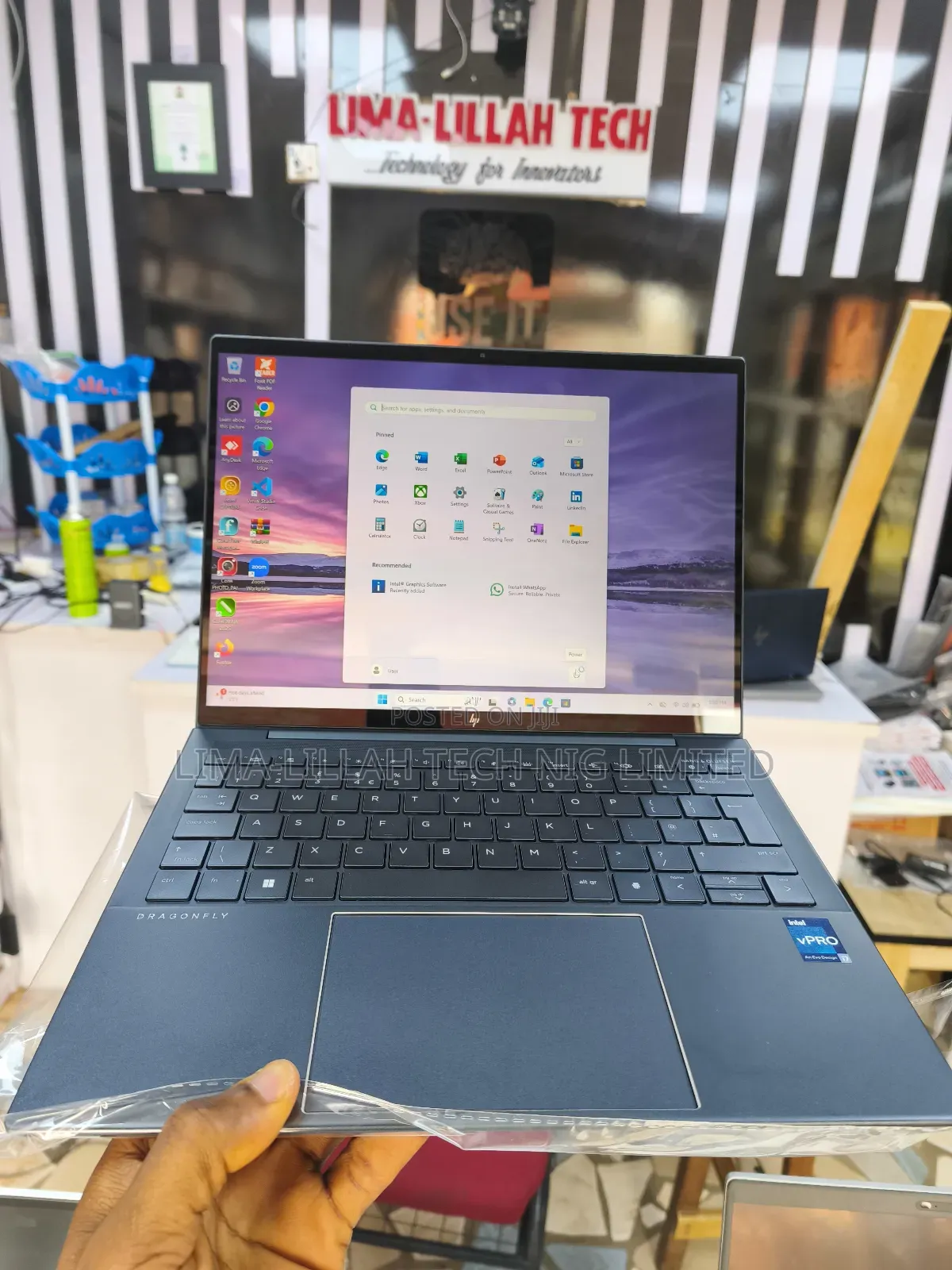 Laptop HP Dragonfly G3 16GB Intel Core i7 SSD 512GB