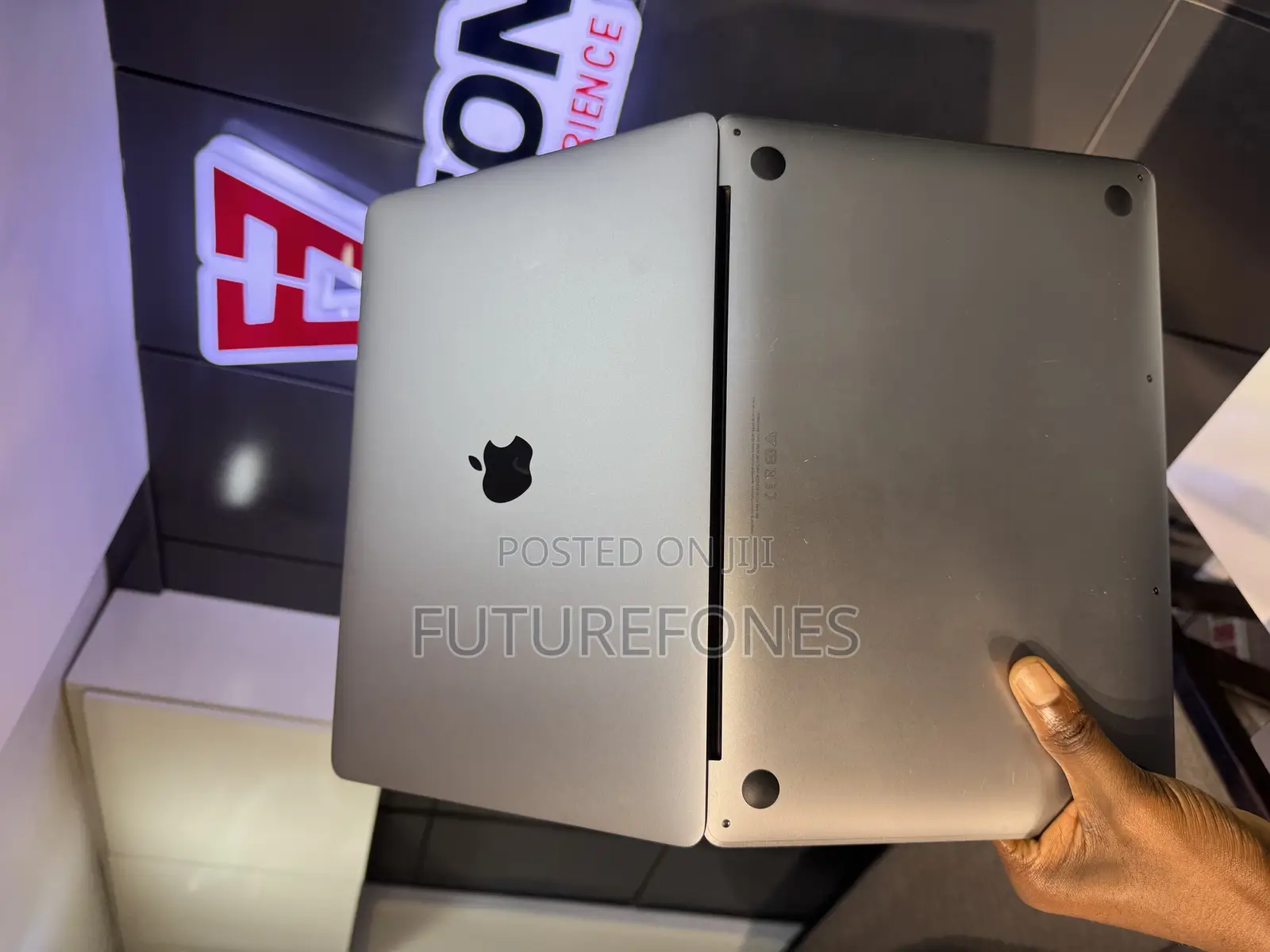 Laptop Apple MacBook Pro 2020 M1 8GB Intel Core M2 SSD 256GB