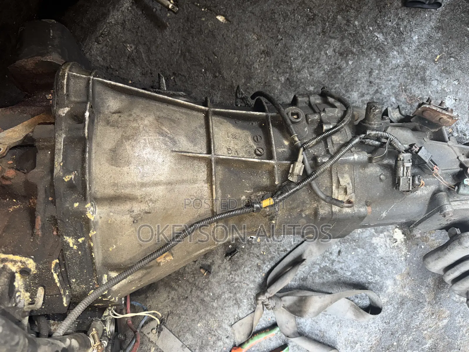 Manual Gearbox 2x2 For Nissan Frontier/Pathfinder  Model 1990-1996