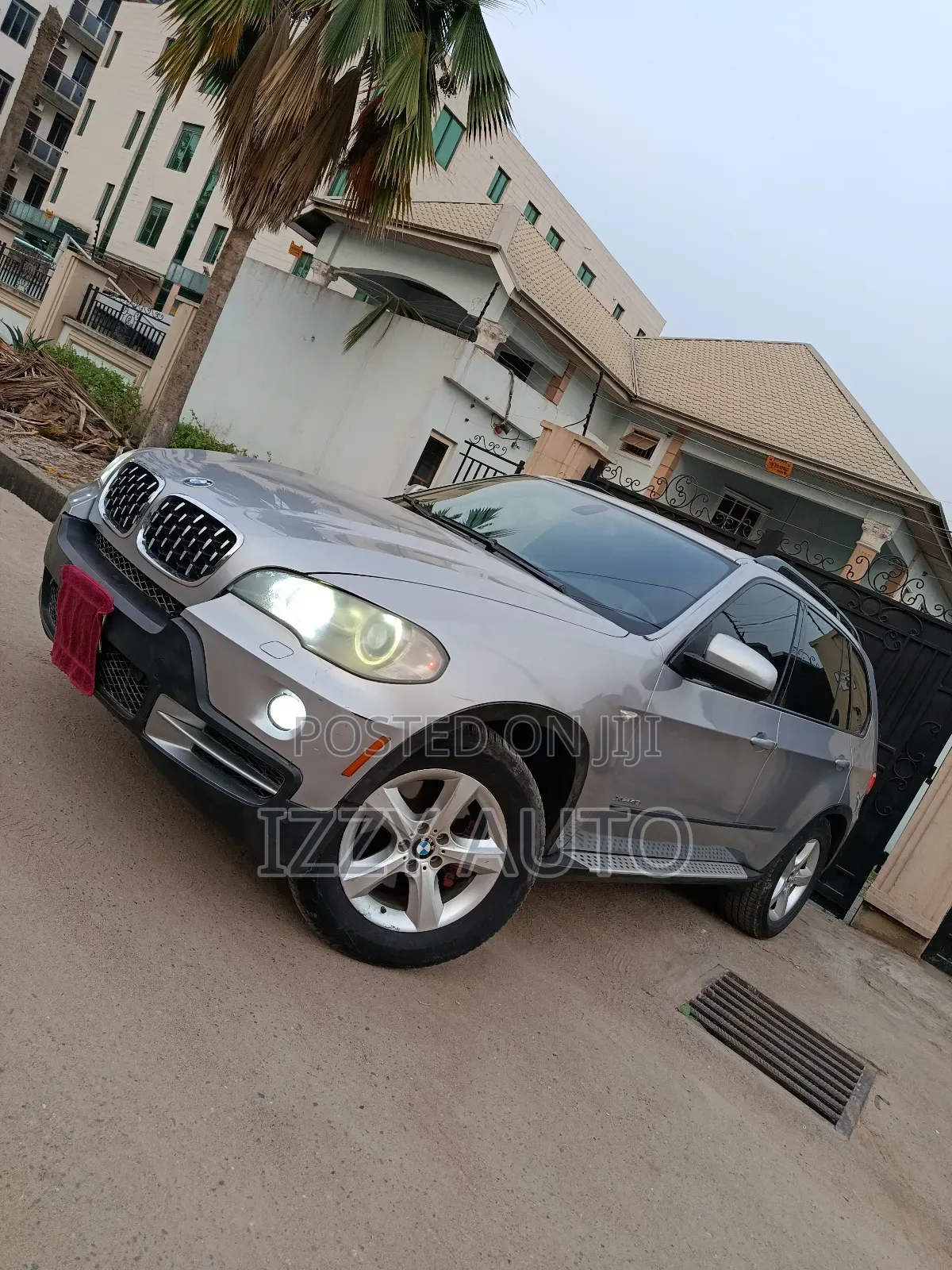 BMW X5 xDrive 48i AWD (4.8L 8cyl 6A) 2009 Gray