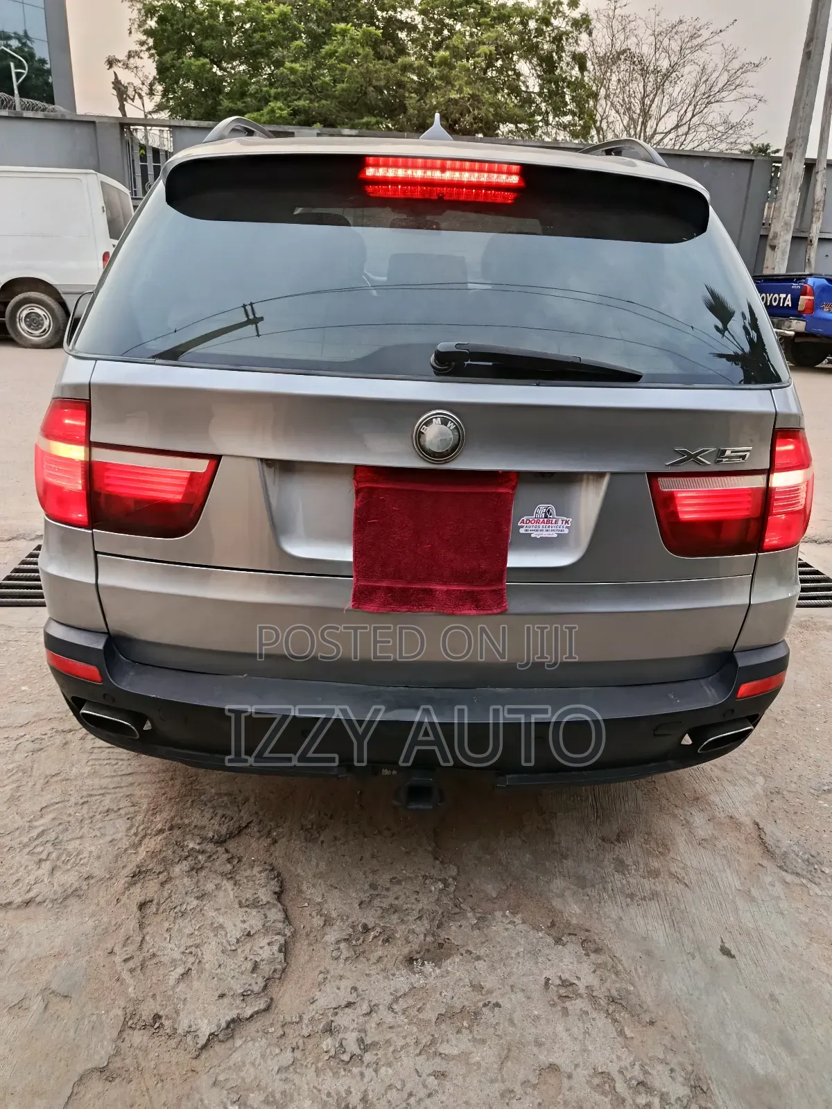 BMW X5 xDrive 48i AWD (4.8L 8cyl 6A) 2009 Gray