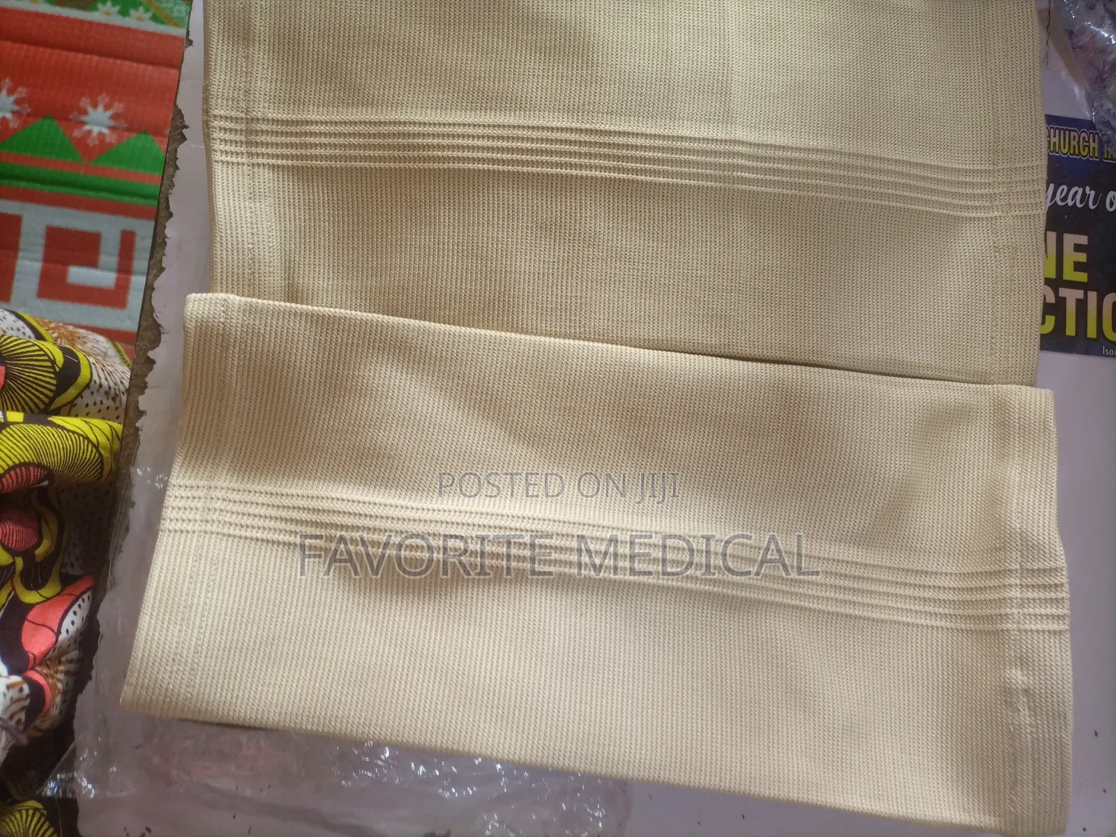 A Pair of Soft Knee Support(Sizes:L M Xl Xxl)
