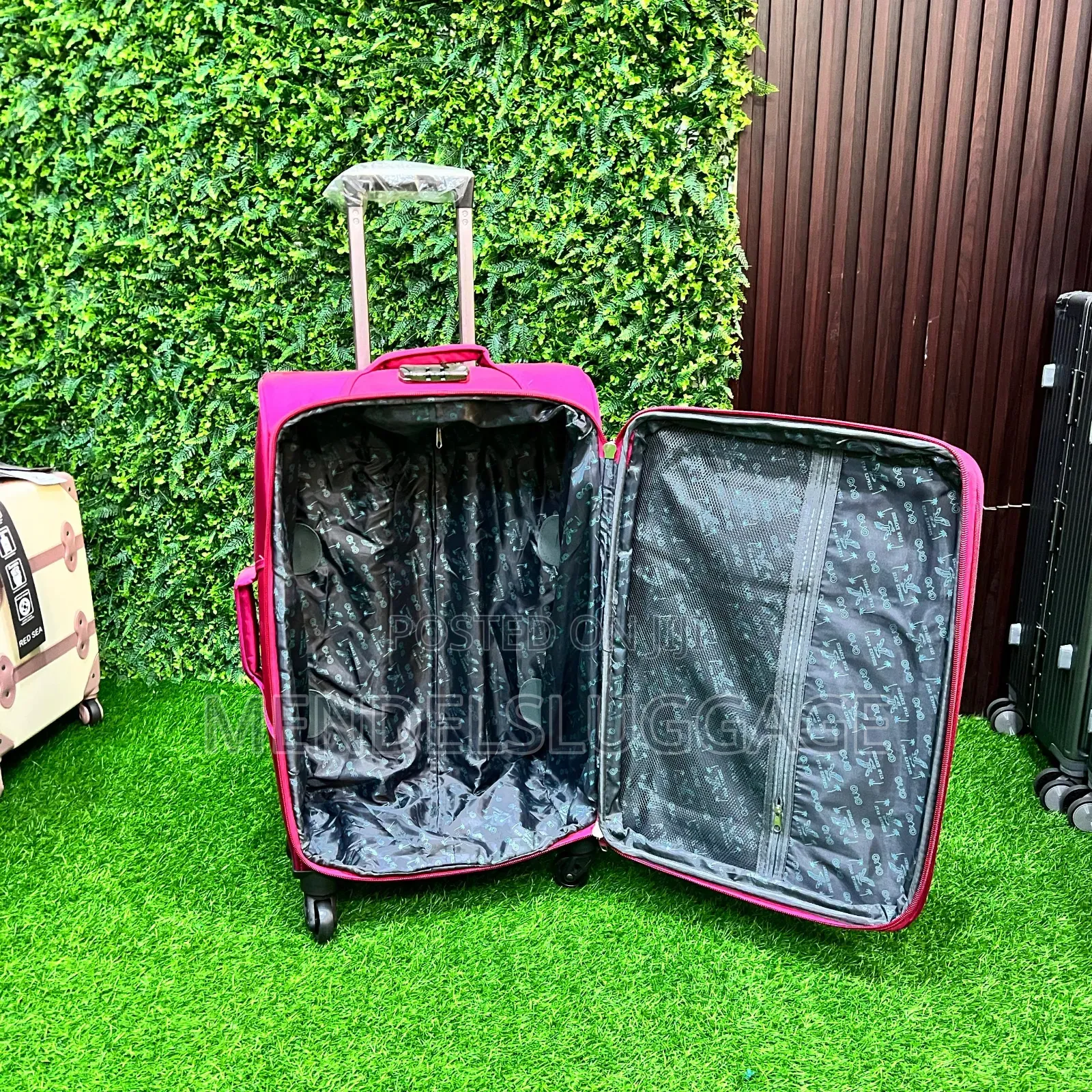 Durable Pink Medium Suitcase With Spinner Wheels and Inner Divider