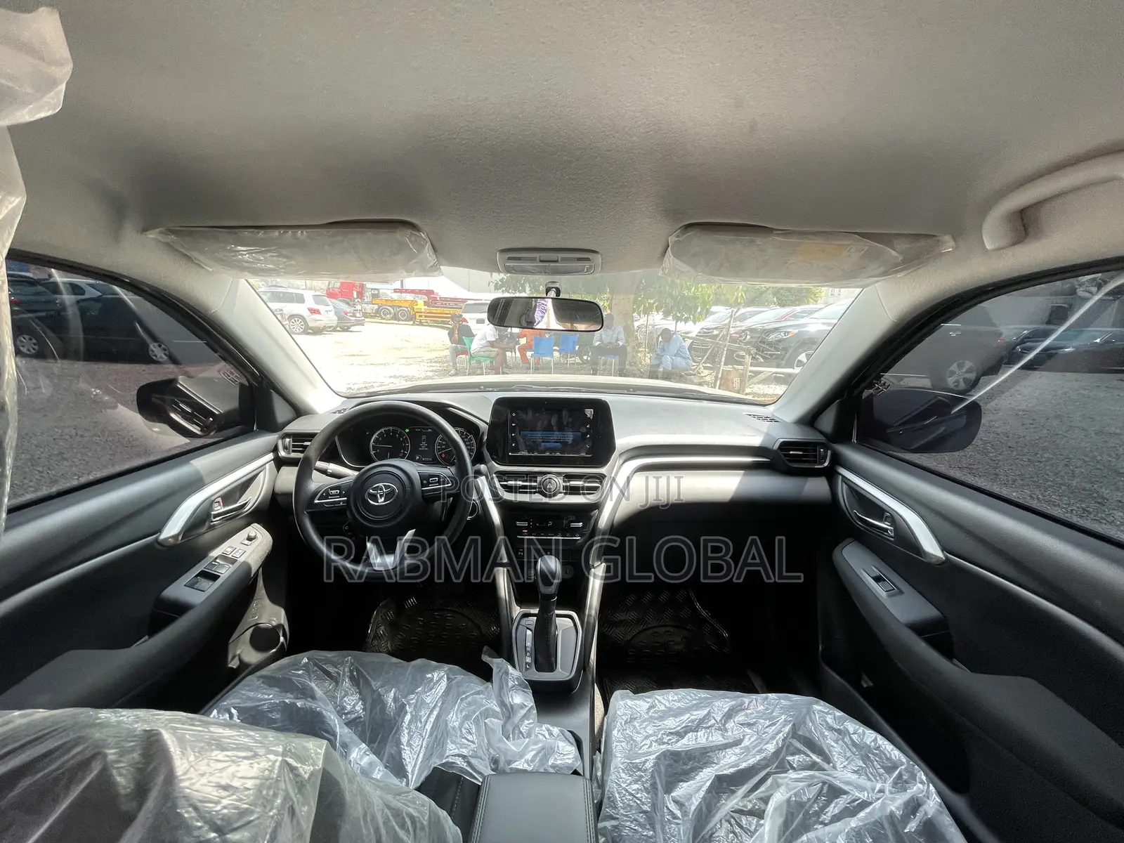 Toyota Urban Cruiser 2024 Red